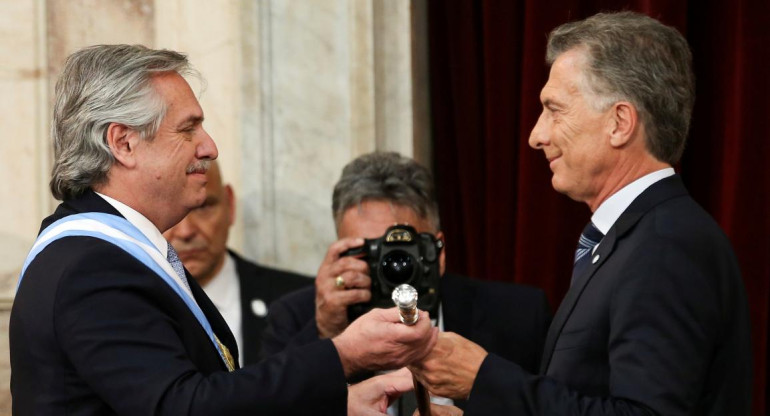 Alberto Fernández y Mauricio Macri, jura como presidente, REUTERS