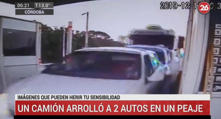 Choque en Córdoba, captura video de Canal 26