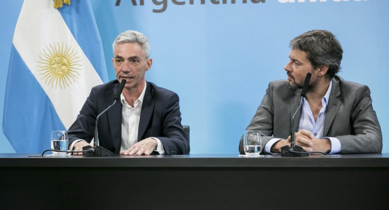Conferencia de prensa de Mario Meoni y Matías Lammens, AGENCIA NA