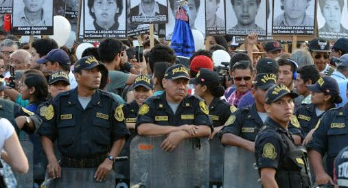 Perú, marcha contra indulto