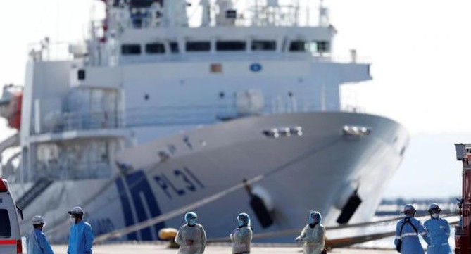 Japón, crucero con infectados por coronavirus, REUTERS
