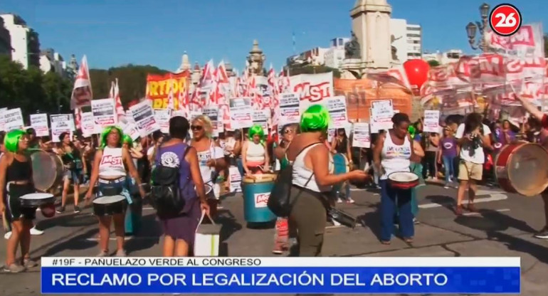 Marcha y reclamo por legalización del aborto, CANAL 26