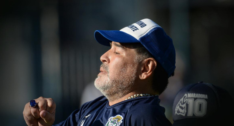 Diego Maradona, DT de Gimnasia de La Plata, fútbol, NA