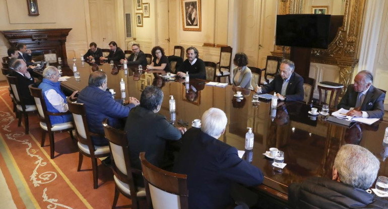 Reunión entre el Gobierno, UIA y CGT por la cuarentena, AGENCIA NA
