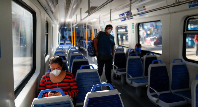 Coronavirus, Provincia de Buenos Aires, uso de tapaboca, REUTERS