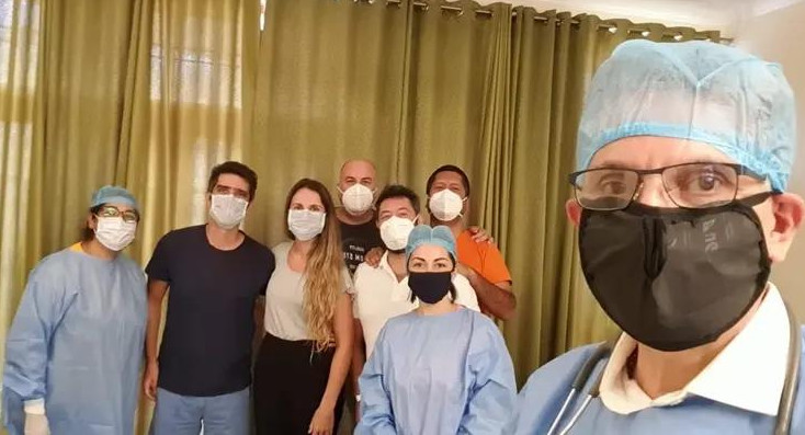 Coronavirus, India, médico varado