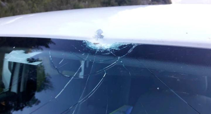 15 encapuchados atacaron con piedras a fiscal de Bariloche