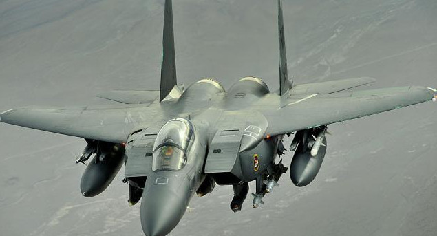 Avión de combate F-15 Eagle, Twitter
