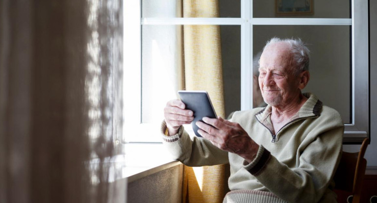 Adultos mayores en la Ciudad, acceso a internet