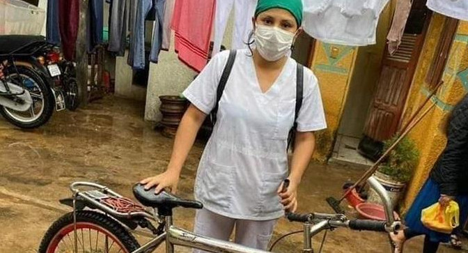 Enfermera Boliviana