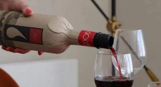 Frugalpac, botella de vino hecha de cartón reciclado