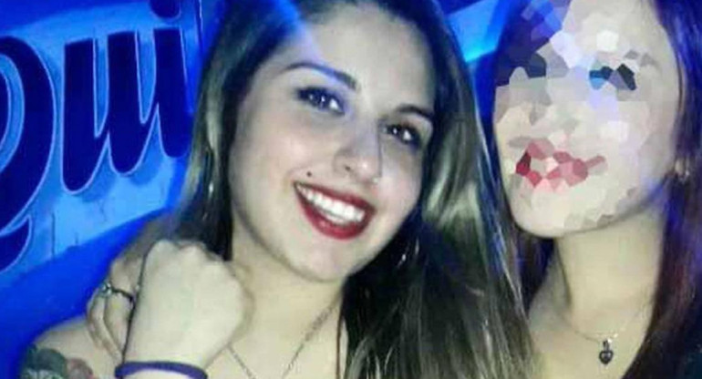 Daira Robledo, joven que sufrió un disparo en su cara, Caleta Oliva