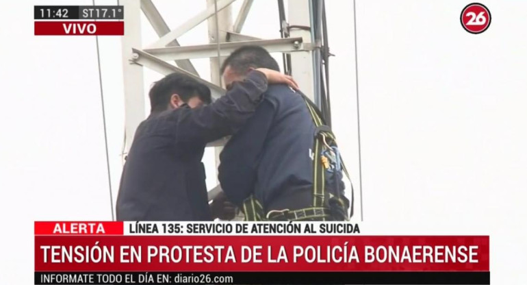 Tensión en protesta de la Policía Bonaerense