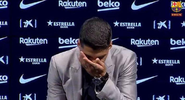 Suárez se despidió del Barcelona