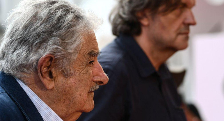Pepe Mujica: "No se puede ser senador esquivando el bulto"
