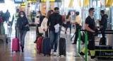 Pasajeros aeropuerto de Barajas en Madrid