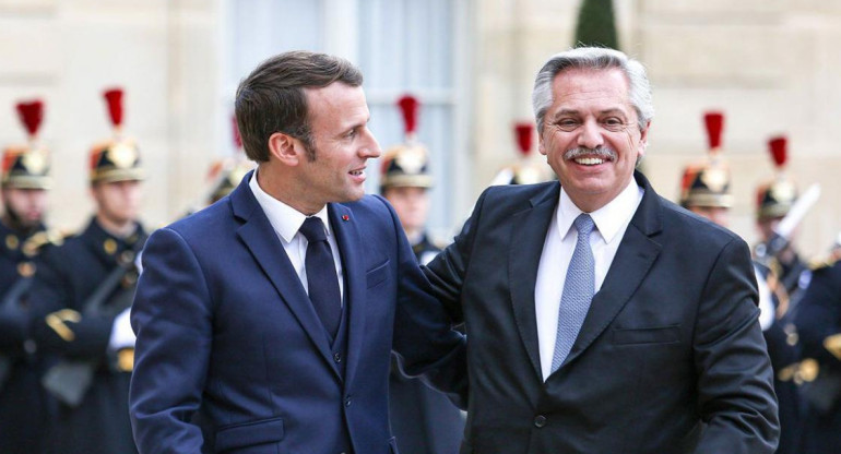Emmanuel Macron con Alberto Fernandez