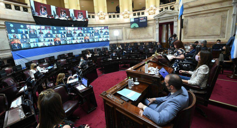 El oficialismo aprobó el proyecto de reforma previsional en el Senado