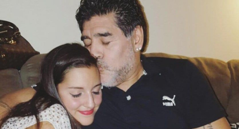 Jana Maradona recordó a su papá en Navidad