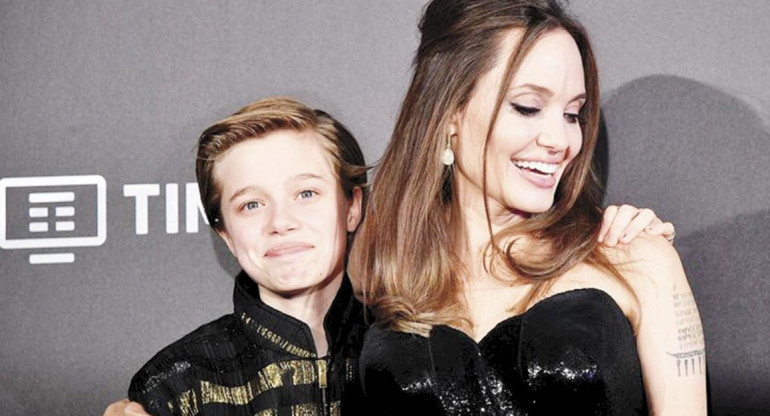 John, el hijo trans de Angelina Jolie y Brad Pitt salió de compras a una tienda de Los Ángeles