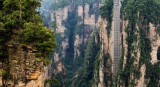 Bailong, el ascensor al aire libre más alto del mundo