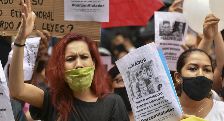 Joven venezolana drogada y violada, marcha por pedido de justicia, NA