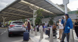 Argentinos y extranjeros en aeropuerto, pandemia de coronavirus, NA