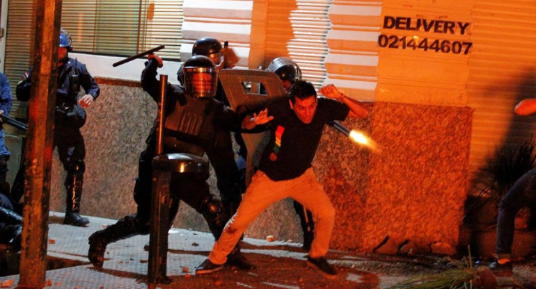 Protestas e incidentes en Paraguy, Reuters.