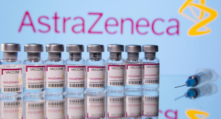 Vacuna de AstraZeneca, coronavirus en el mundo, vacunación, REUTERS