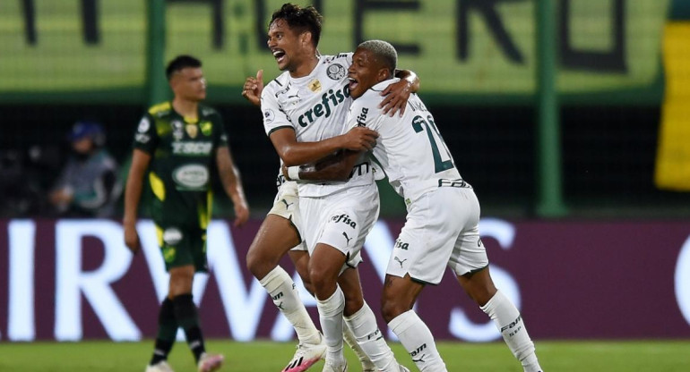 Defensa y Justicia vs. Palmeiras, Recopa Sudamericana, Reuters.