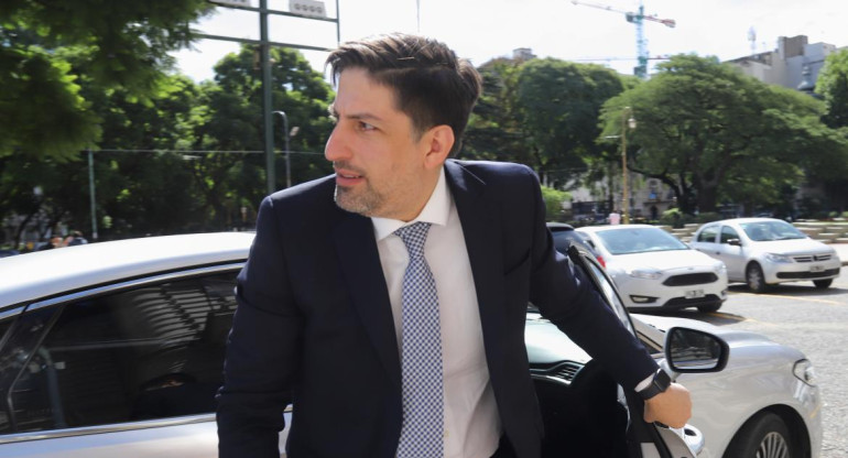 Nicolás Trotta, AGENCIA NA