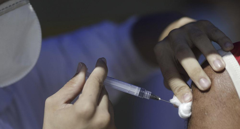 Vacuna contra coronavirus, Reuters