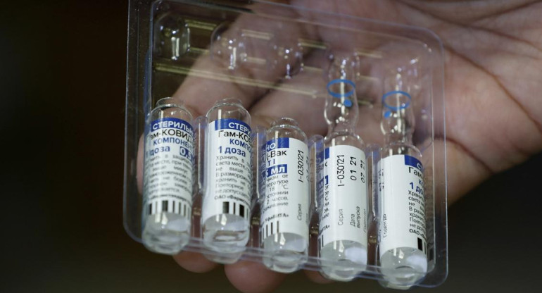 Vacuna Sputnik V contra coronavirus, Foto Reuters