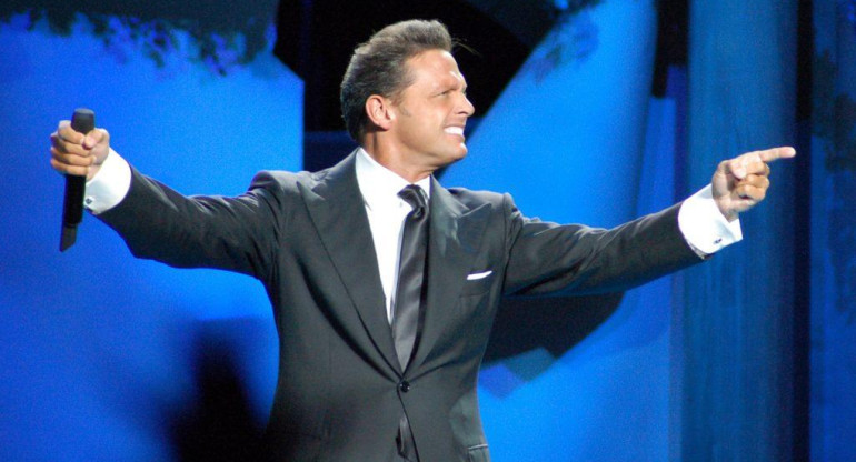 Luis Miguel, cantante, música