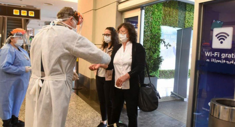 Coronavirus, Argentina, pandemia, llegada de pasajeros, NA