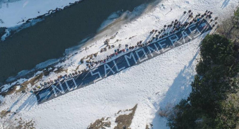 Prohibición de salmoneras en el Canal de Beagle en Tierra del Fuego