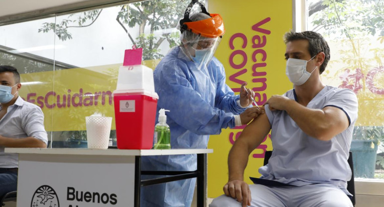 Vacunación contra el coronavirus en la Ciudad