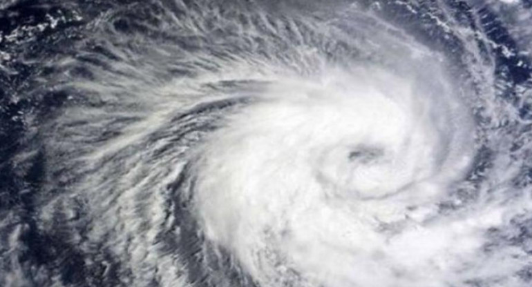Huracán Felicia alcanzó la categoría 4 en su paso por el Pacífico