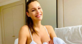 Pampita junto a su hija Ana