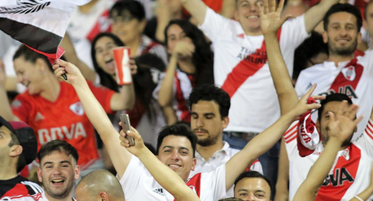 Hinchas de River Plate, fútbol argentino, NA