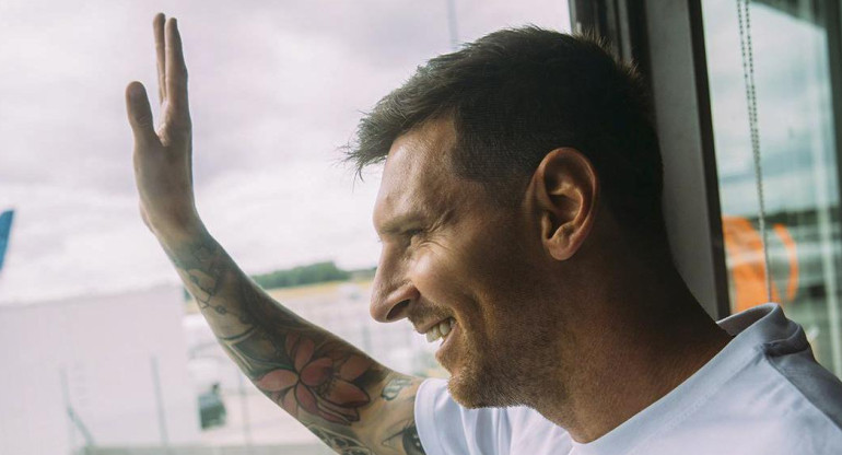 Lionel Messi, París, llegada a aeropuerto, NA
