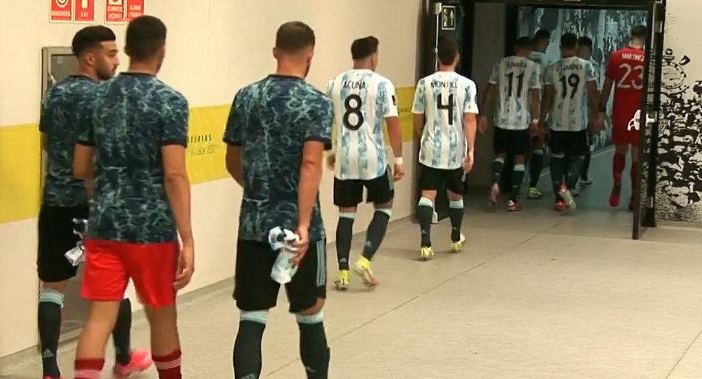Selección Argentina, suspensión de partido contra Brasil, NA