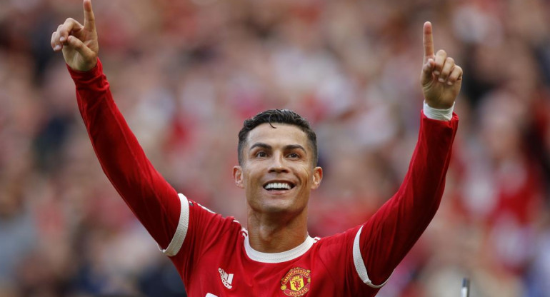 Festejo de Cristiano Ronaldo para el Manchester United, REUTERS
