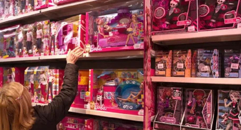 California: por ley las grandes tiendas deberán tener una sección neutral de género