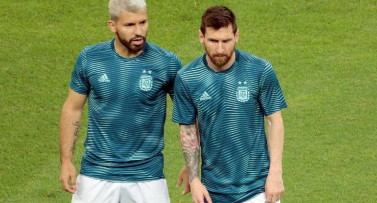 Kun Agüero y Lionel Messi, fútbol internacional, NA