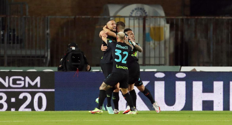 Festejo del Inter ante Empoli por la Serie A