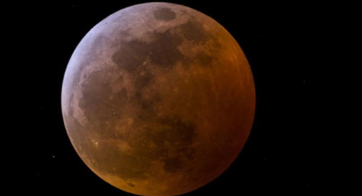 Eclipse parcial lunar, NA