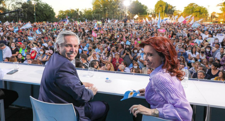 Alberto Fernández y Cristina Fernández de Kirchner en Merlo