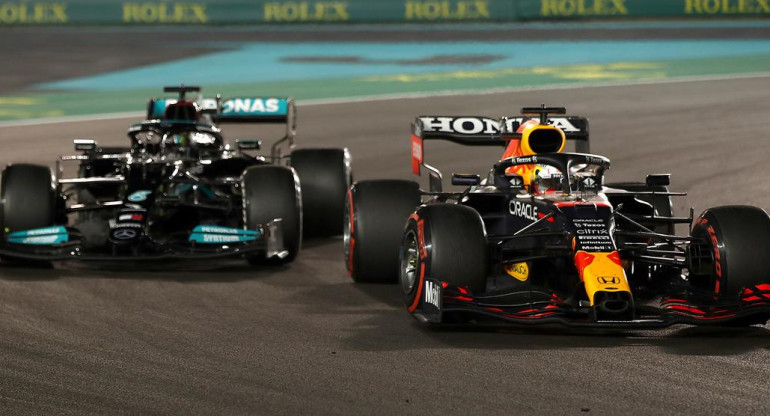 Hamilton y Verstappen, Fórmula 1, NA	