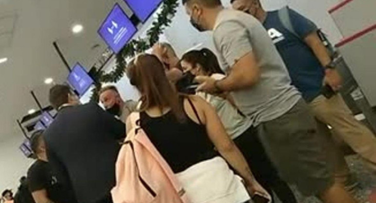 Tensión en el aeropuerto de Ezeiza